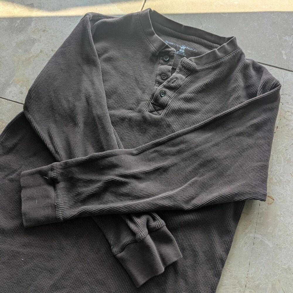 Beverly Hills Polo Club Brown Waffle Knit Long Sleeve Henley Thermal Top
